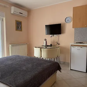 4* Aparthotel Viola